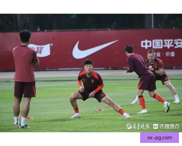 刘洋成就国足与泰山双料全勤王打破纪录展示不懈奋斗精神